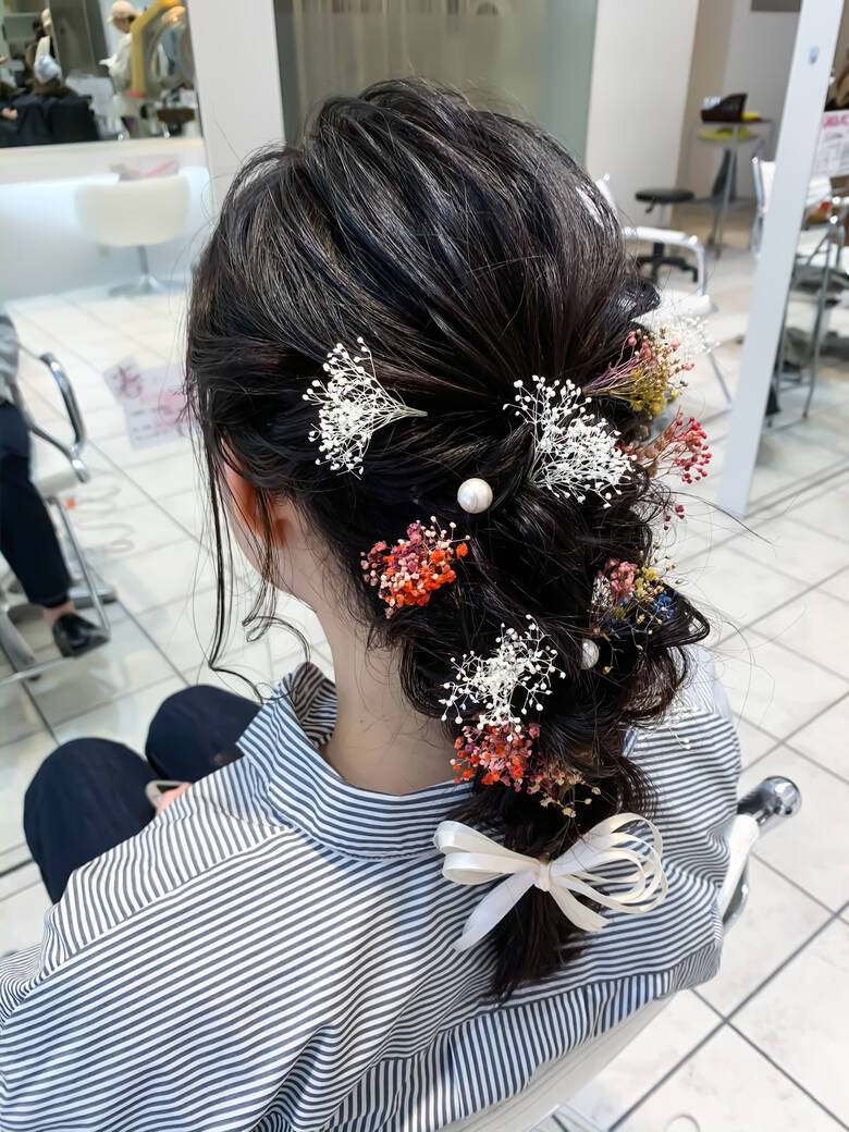 フェミニン 編みおろしヘア お花ヘア 生花アレンジ Soin De Brace 今里店 榎本流行 Hair